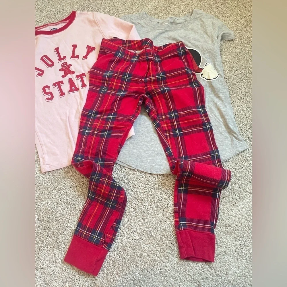 Christmas pajamas Disney Minnie Mouse NWT pants and tops plaid old navy